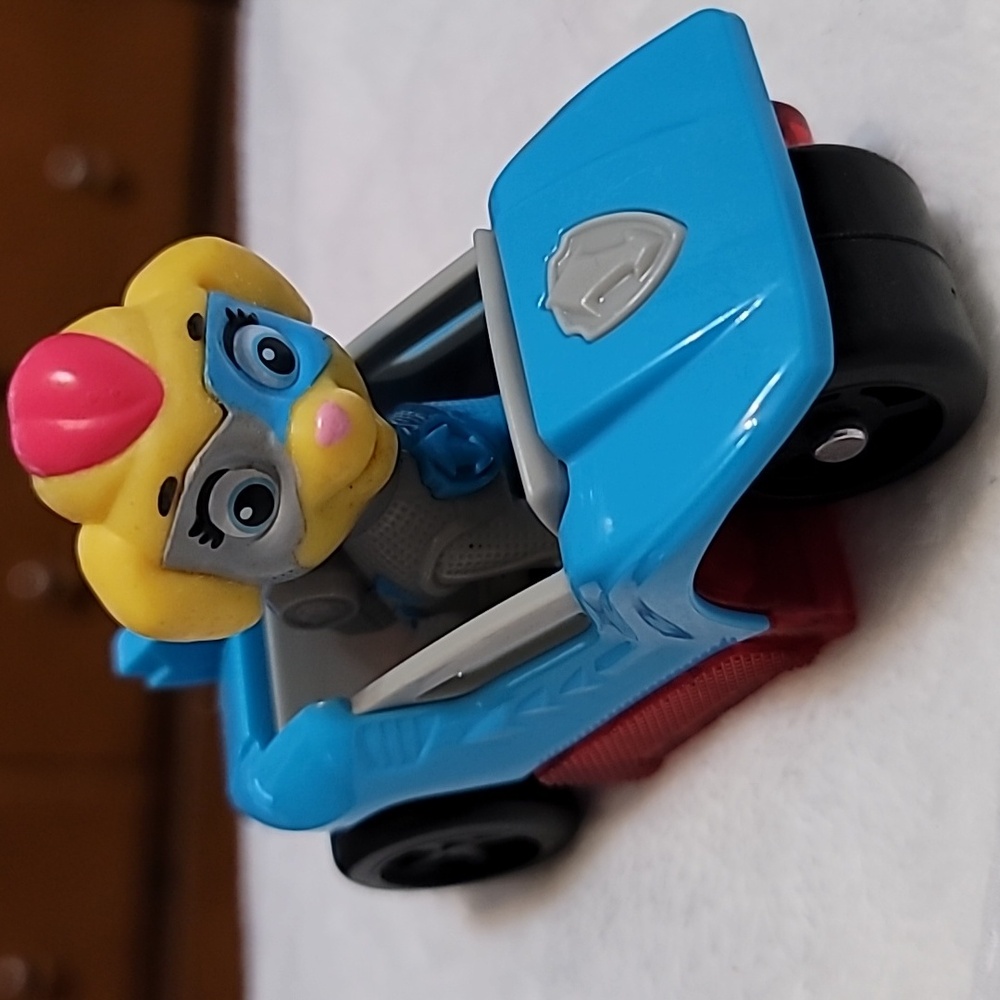 Paw Patrol Mighty Pups Super Paws Twins Power Split Trike Vehicle & Ella Figure